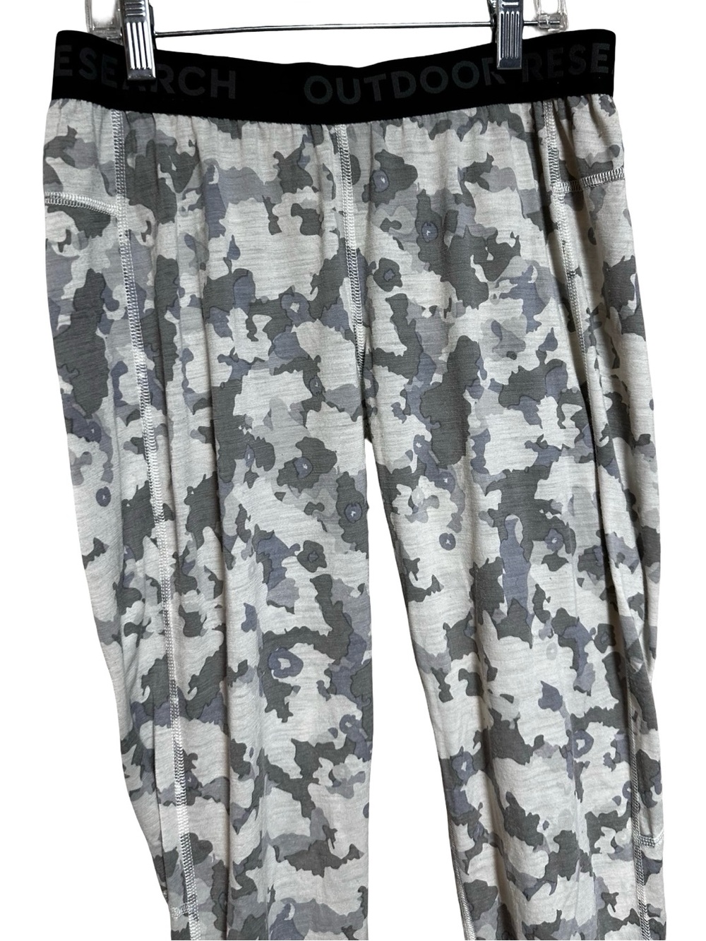Outdoor Research Alpine Onset Merino 150 Baselayer Bottom Leggings in Grey Camo - Picture 4 of 10
